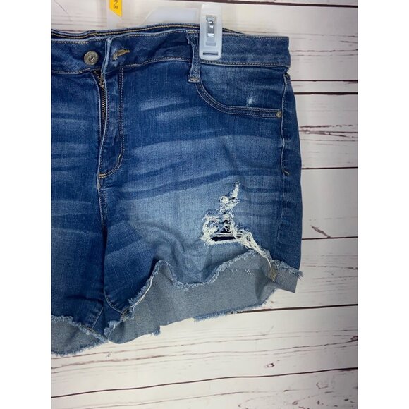 Arizona Jeans Distressed Juniors Size 19 Denim Blue Jean Shorts - Picture 4 of 8